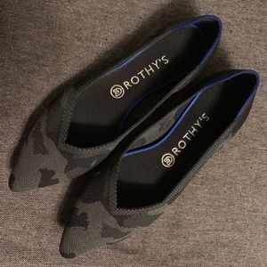 Grey Camo Rothys 9.5 Points